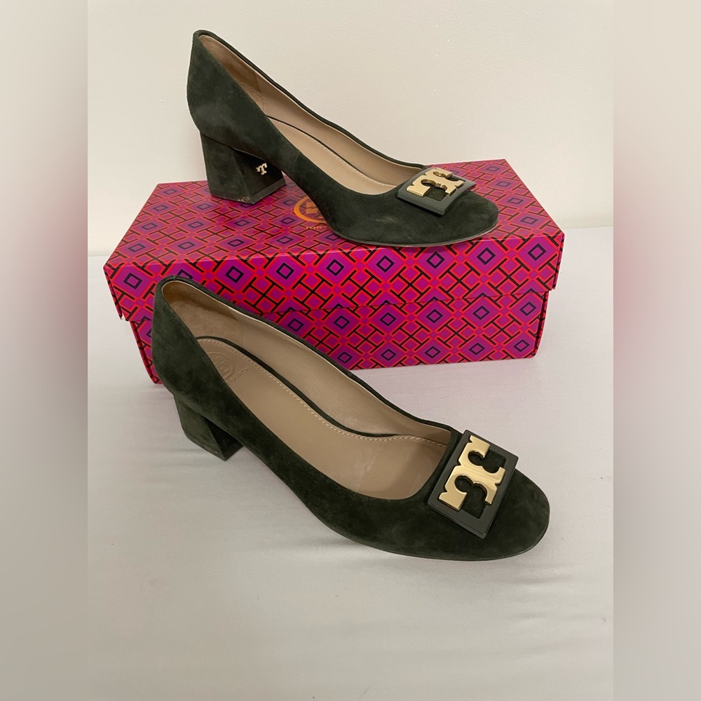 Tory Burch Gigi 50mm Pump - size 7 - color Boxwood (olive)